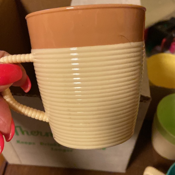 Thermo-Temp set of 8 mugs keep drinks hot or cold Vintage - Picture 8 of 14